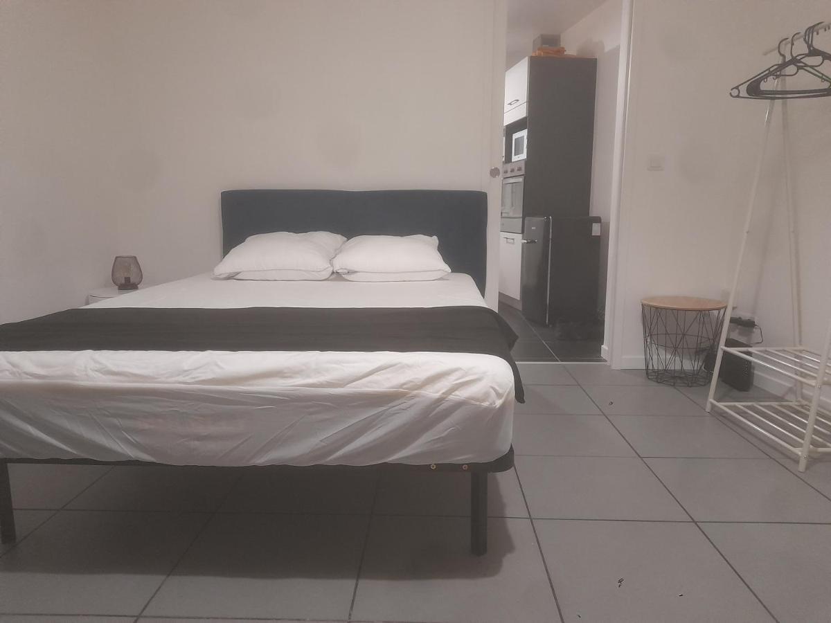 Le Fjord - Appartement Confort, Rez-De-Chaussee, Scandinave, Parking Gratuit ブールジュ エクステリア 写真